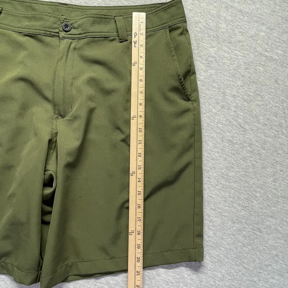 Magellan Outdoors Fish Gear Fishing Chino Shorts Mens 40 Green Water Resistance